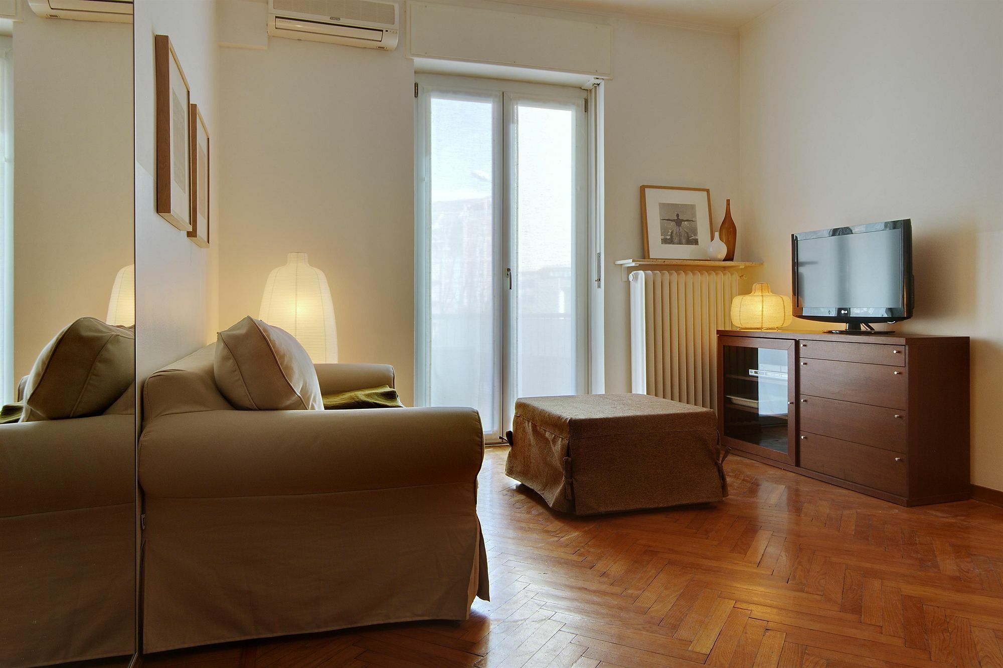 Milan Apartment Rental Esterno foto